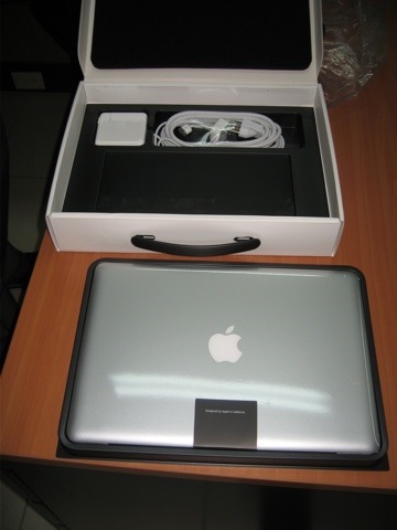 MacBook Unboxing1
